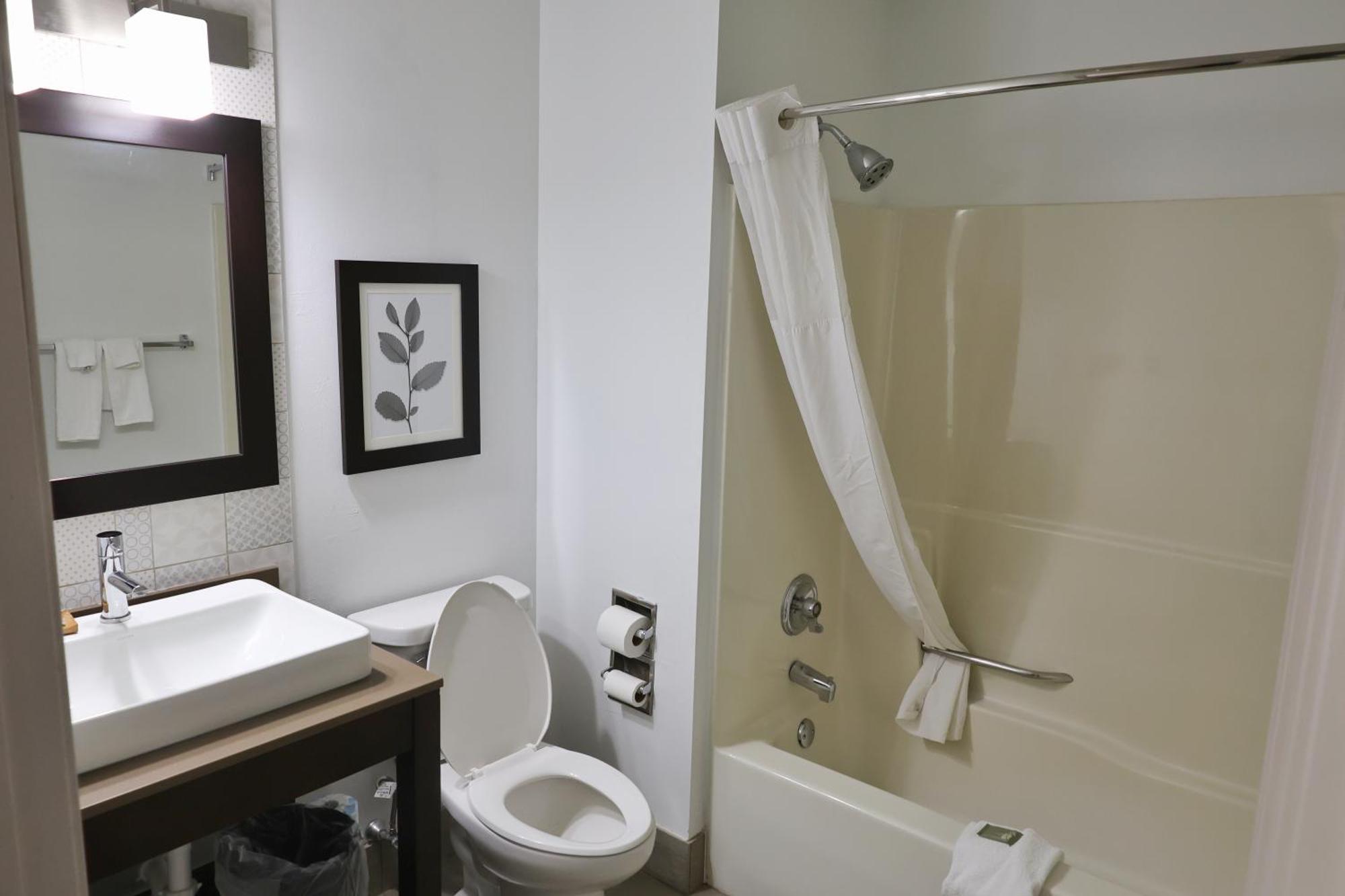 Country Inn & Suites By Radisson, Sparta, Wi Ngoại thất bức ảnh