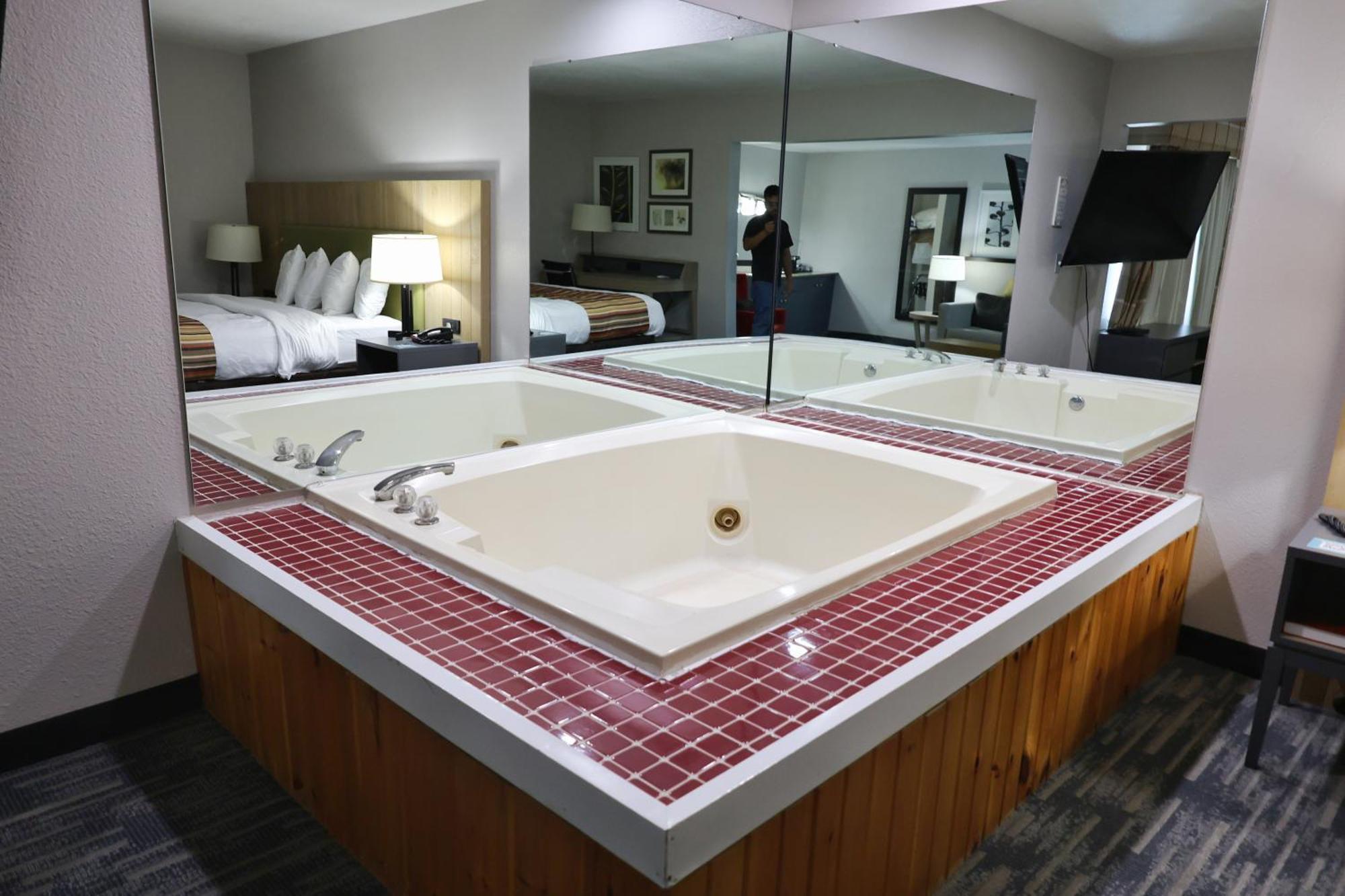 Country Inn & Suites By Radisson, Sparta, Wi Ngoại thất bức ảnh