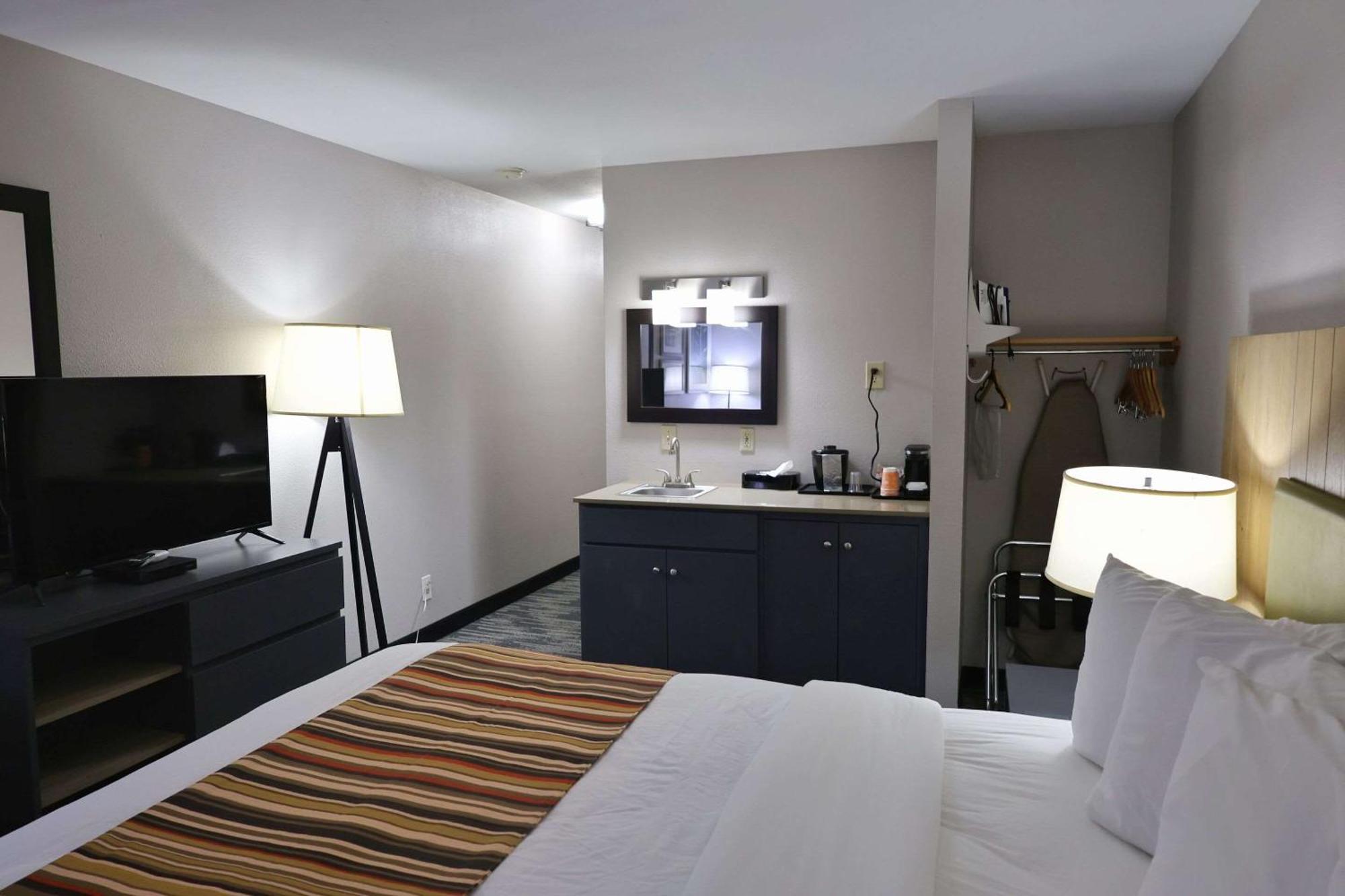 Country Inn & Suites By Radisson, Sparta, Wi Ngoại thất bức ảnh